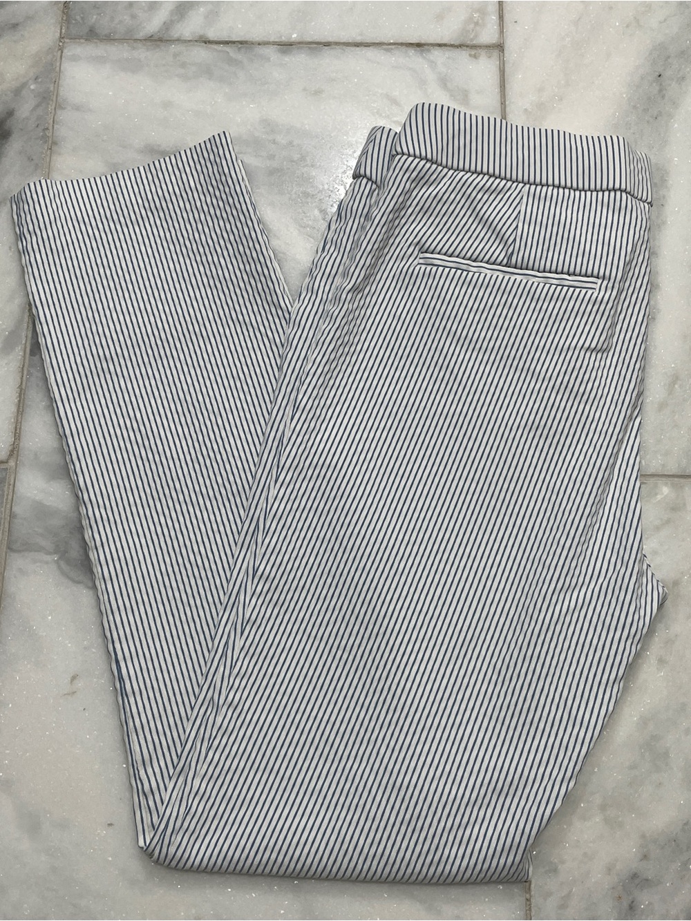 Amanda + Chelsea White Blue Striped Stretch Straight Leg Pants Size 4